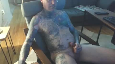 Snapshot of bernhard666 chatting on 05/23/26, 12:09 bernhard666 online show from 05/23/26, 12:09