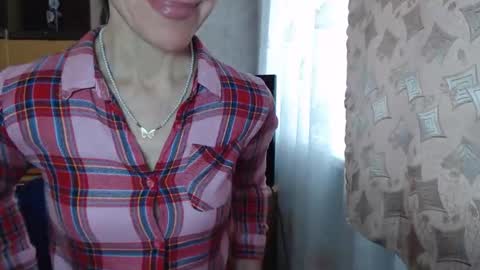 Snapshot of berry2024 chatting on 11/21/25, 08:02 berry2024 online show from 11/21/25, 08:02