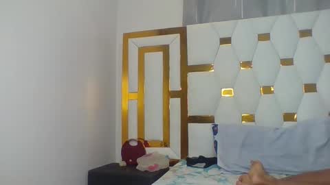 Snapshot of berryl8 chatting on 10/20/25, 07:03 berryl online show from 10/20/25, 07:03