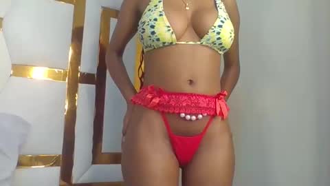 Snapshot of berryl8 chatting on 10/29/25, 07:37 berryl online show from 10/29/25, 07:37