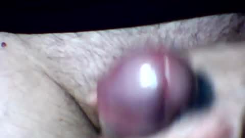 Snapshot of bersekbek chatting on 11/28/25, 12:57 bersekbek online show from 11/28/25, 12:57
