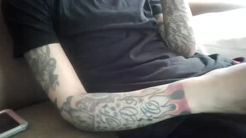 Snapshot of bertdollaz757 chatting on 02/09/25, 02:40 ToxicPipe757 online show from 02/09/25, 02:40