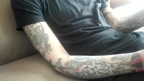 Snapshot of bertdollaz757 chatting on 02/09/25, 05:43 ToxicPipe757 online show from 02/09/25, 05:43