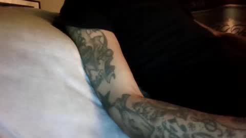 Snapshot of bertdollaz757 chatting on 10/24/25, 03:58 ToxicPipe757 online show from 10/24/25, 03:58