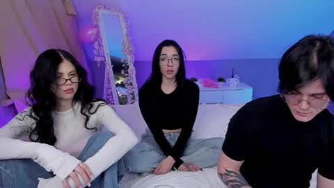 Danny and Kira online show from 01/25/25, 02:36