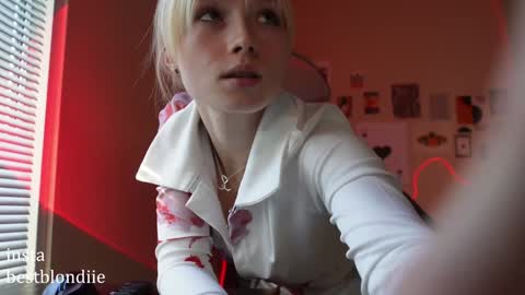 Chloe Next stream on Friday online show from 01/09/25, 11:24