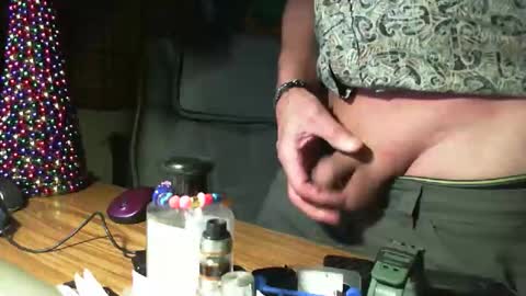 bestes001 online show from 12/22/25, 01:13