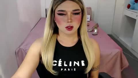 bestgirljulia online show from 10/05/25, 10:18