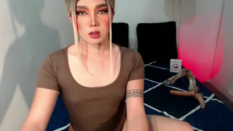 Snapshot of bestgirljulia chatting on 11/01/25, 03:52 bestgirljulia online show from 11/01/25, 03:52