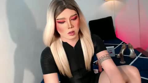 Snapshot of bestgirljulia chatting on 11/09/25, 12:09 bestgirljulia online show from 11/09/25, 12:09