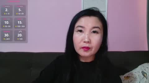 Snapshot of bet_lu chatting on 10/14/25, 08:37 Bet Lu online show from 10/14/25, 08:37