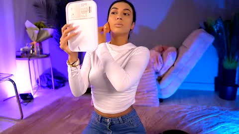 Betty online show from 09/26/25, 04:05