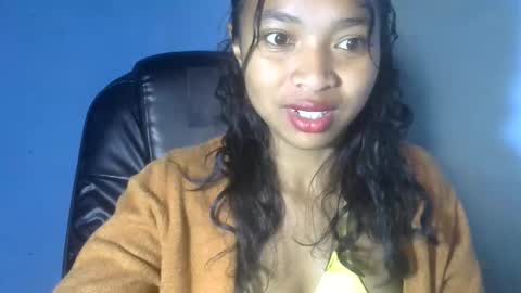 Snapshot of better_catya chatting on 06/10/26, 04:45 CATYA online show from 06/10/26, 04:45