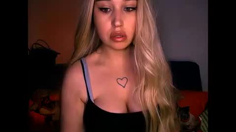 Daniela online show from 09/15/25, 11:10