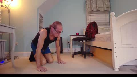 Snapshot of betterwithu2 chatting on 11/29/25, 10:46 betterwithu2 online show from 11/29/25, 10:46