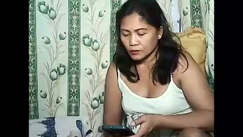 betty_83 online show from 12/11/24, 11:30