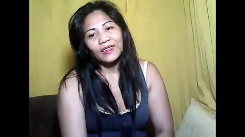 betty_83 online show from 12/22/25, 01:08
