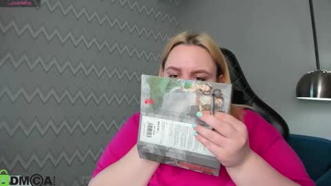 Snapshot of betty_bass chatting on 09/12/25, 01:28 Bagira online show from 09/12/25, 01:28