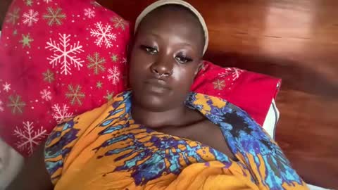 Snapshot of betty_fire_ chatting on 12/26/24, 04:32 Adah online show from 12/26/24, 04:32