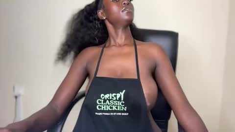 Snapshot of betty_fire_ chatting on 02/03/25, 08:13 Adah online show from 02/03/25, 08:13