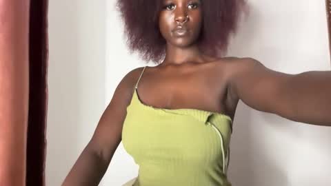 Snapshot of betty_fire_ chatting on 10/28/25, 03:36 Adah online show from 10/28/25, 03:36