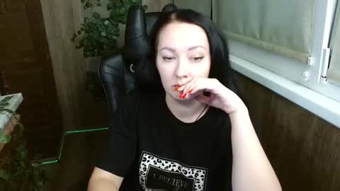Sia online show from 09/08/25, 06:40