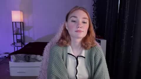 Snapshot of betty_witchy chatting on 11/04/25, 03:05 Dory make me happier online show from 11/04/25, 03:05