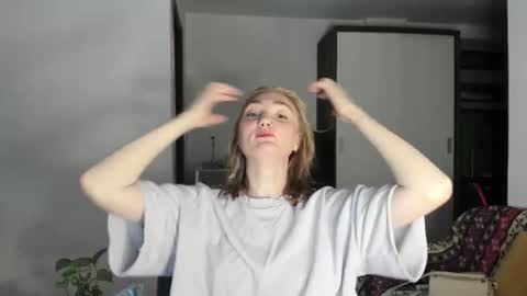 Dory make me happier online show from 06/18/26, 04:02