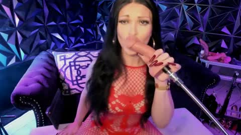 NatashaxoBangs online show from 09/28/25, 10:59