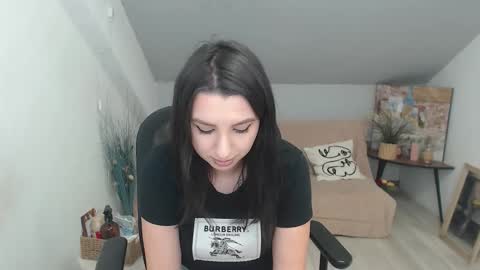 Snapshot of bettyjamess chatting on 12/14/25, 09:14 bettyjamess online show from 12/14/25, 09:14