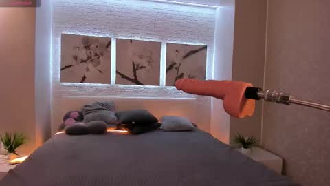 Betty online show from 10/02/25, 08:27