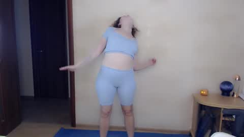 Betty online show from 10/01/25, 06:58