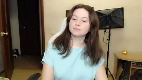 Betty online show from 10/21/25, 08:42