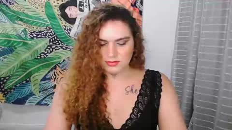 bettytaylor23 online show from 02/07/25, 12:42