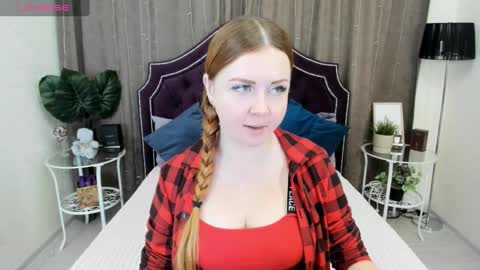 Snapshot of bettyurbane chatting on 12/06/24, 04:25 Mila Sweet online show from 12/06/24, 04:25