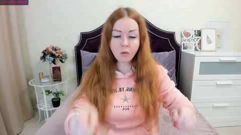 Snapshot of bettyurbane chatting on 02/20/25, 04:28 Mila Sweet online show from 02/20/25, 04:28