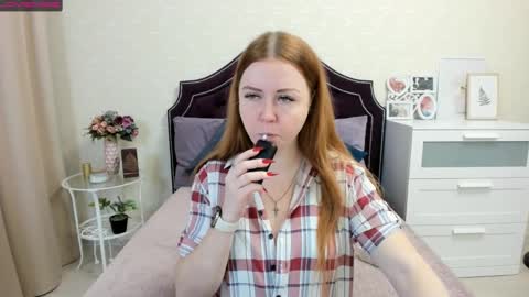 Snapshot of bettyurbane chatting on 02/24/25, 04:16 Mila Sweet online show from 02/24/25, 04:16