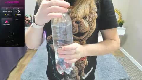 Mila Sweet online show from 11/13/25, 04:55