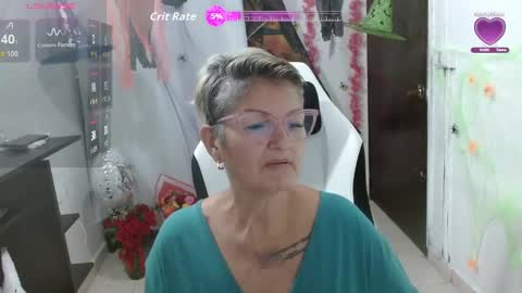 Snapshot of bety_cum3 chatting on 10/25/25, 10:56 bibiana online show from 10/25/25, 10:56