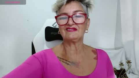bibiana online show from 06/06/26, 02:33