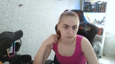 beverly_yay online show from 04/27/26, 01:09