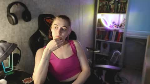 beverly_yay online show from 04/29/26, 06:03