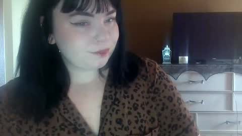 Snapshot of beverlybell chatting on 09/25/25, 05:27 Beverly Bell online show from 09/25/25, 05:27