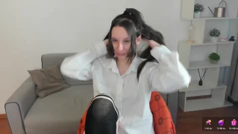 Snapshot of beverlyhodgess chatting on 05/11/26, 10:43 beverlyhodgess online show from 05/11/26, 10:43