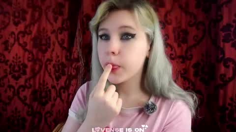 Eliz online show from 07/25/26, 01:25