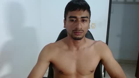 Snapshot of bfernando_05 chatting on 10/02/25, 03:02 BAYRON online show from 10/02/25, 03:02