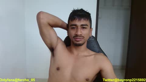 Snapshot of bfernando_05 chatting on 10/27/25, 10:03 BAYRON online show from 10/27/25, 10:03