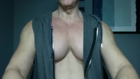BGDKMUSCLEGUY - SELECTED BY CHATURBATE AS A TOP BROADCASTER FOR 2023 online show from 12/13/24, 02:43
