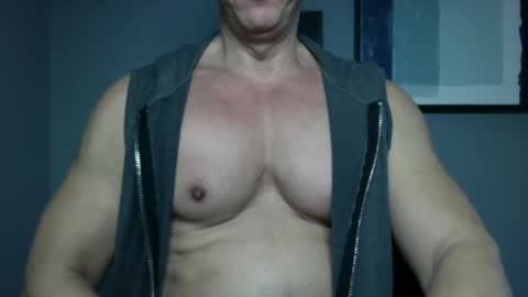 BGDKMUSCLEGUY - SELECTED BY CHATURBATE AS A TOP BROADCASTER FOR 2023 online show from 12/20/24, 05:40