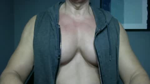 BGDKMUSCLEGUY - SELECTED BY CHATURBATE AS A TOP BROADCASTER FOR 2023 online show from 12/23/24, 05:43